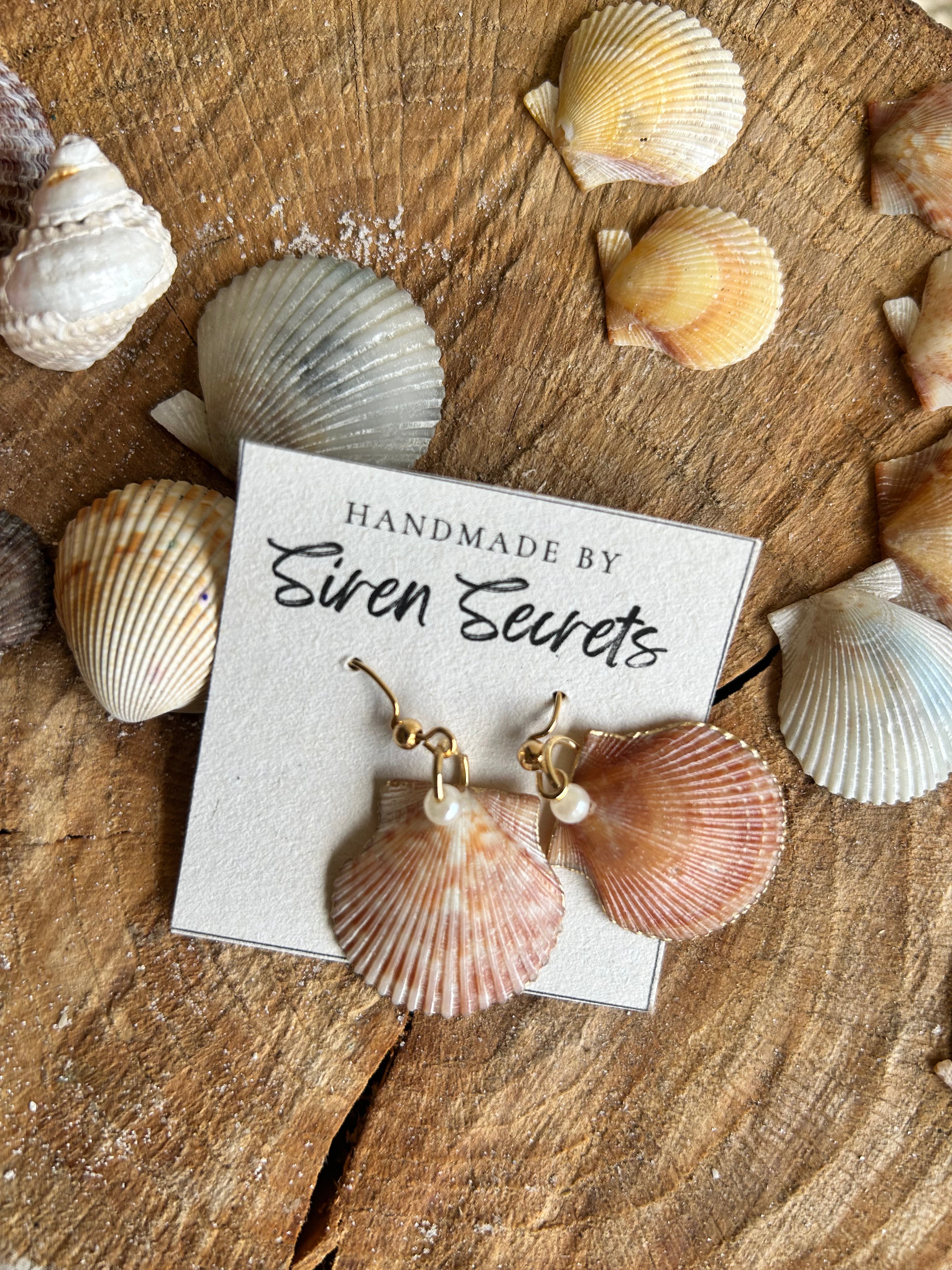 Scallop Earrings